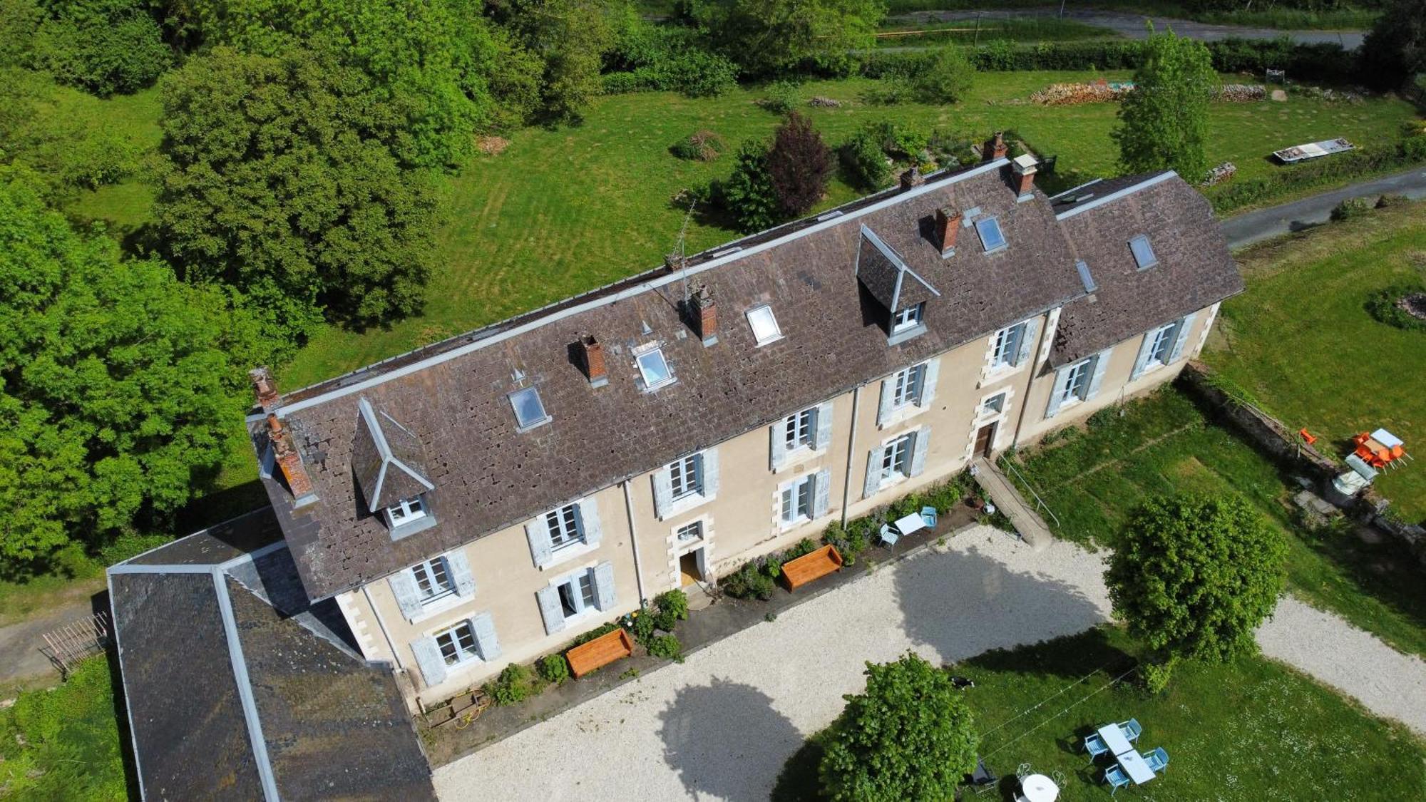 L' Ancienne Ecole Du Morvan Larochemillay Zewnętrze zdjęcie
